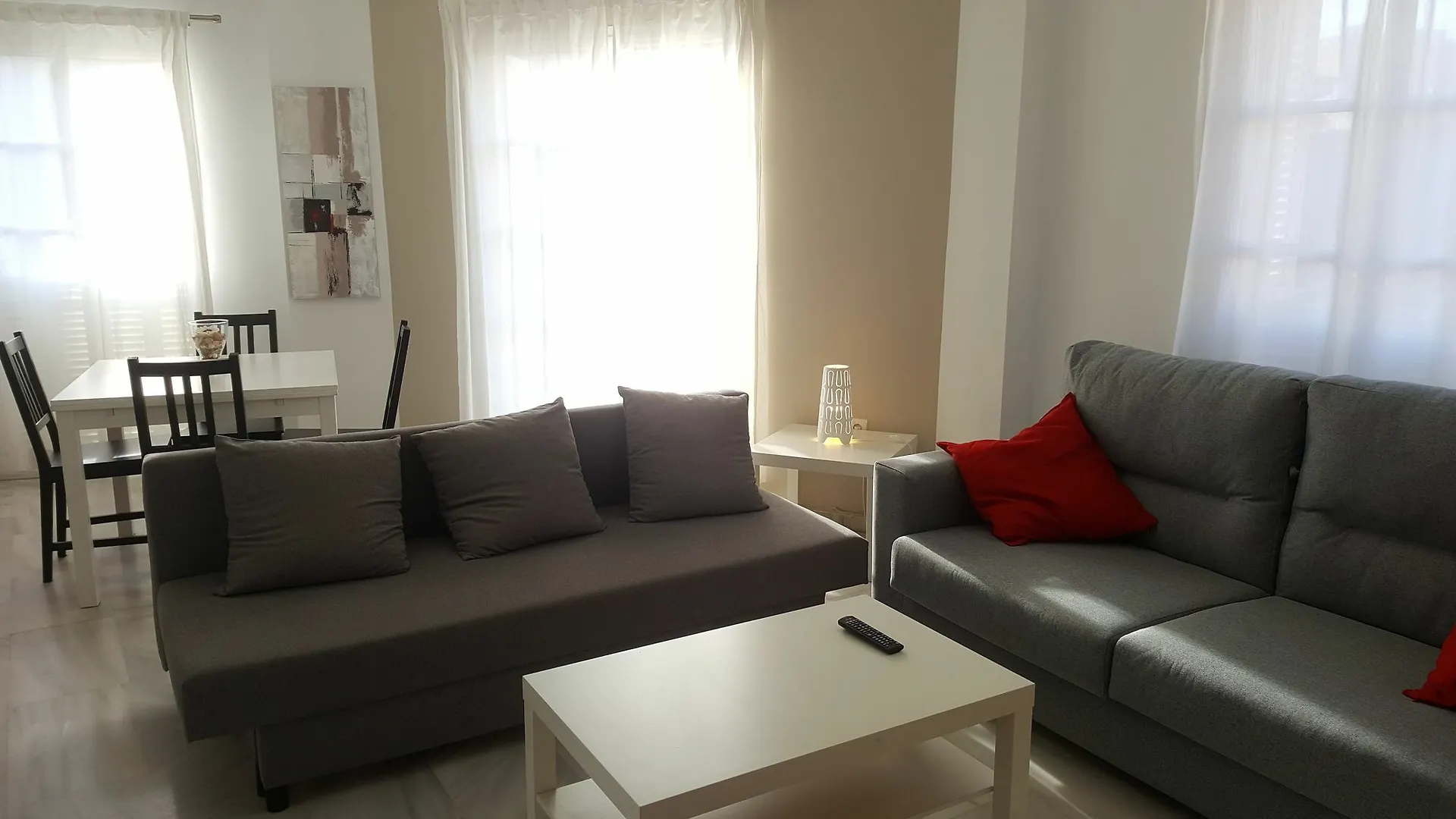 Apt Guadalhorce By Malaga Picasso Rentals Selection Lejlighed
